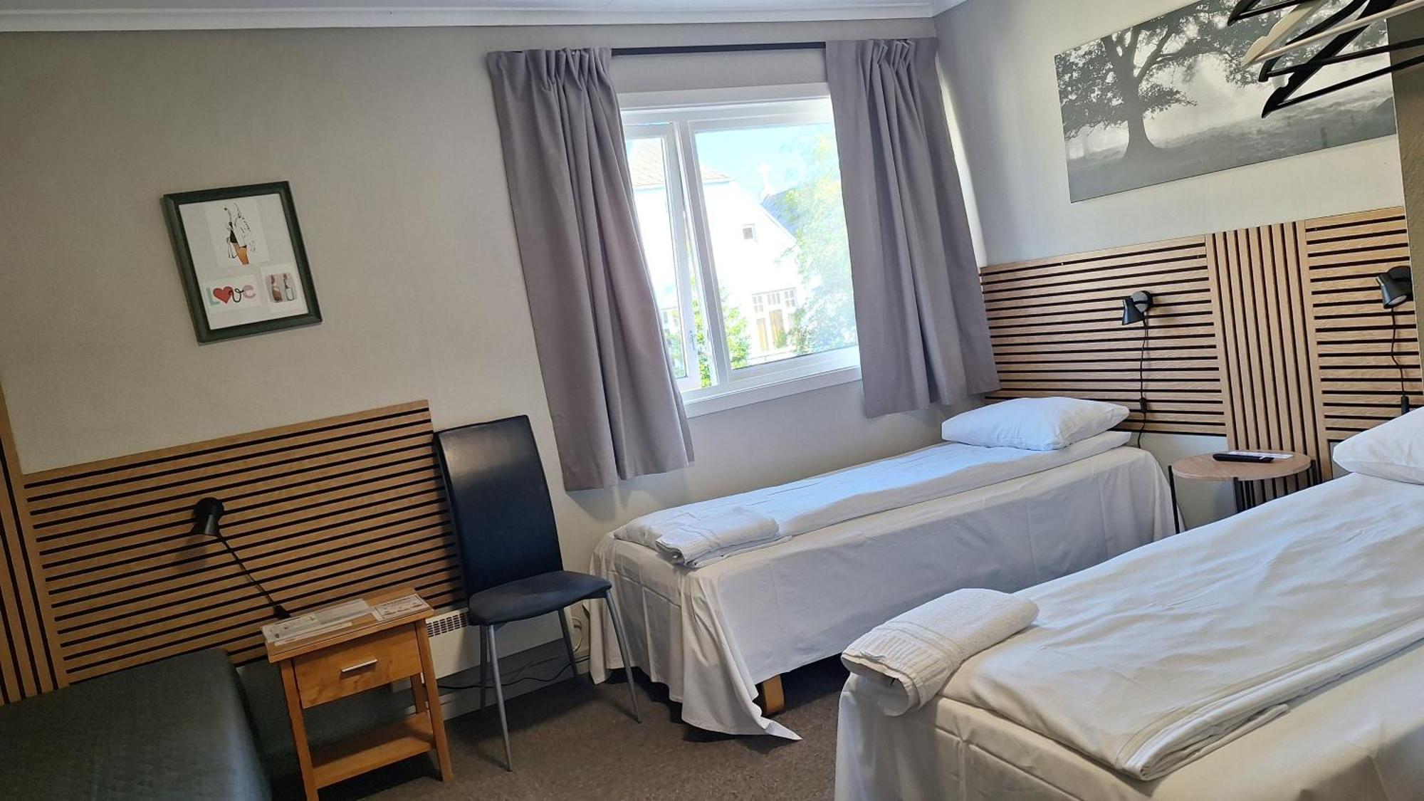 Triple Room Shared Toilet
