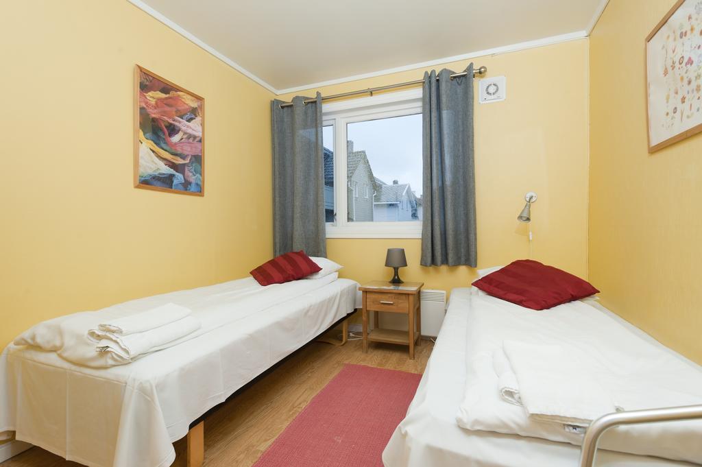 Double Room private shower shared toilet