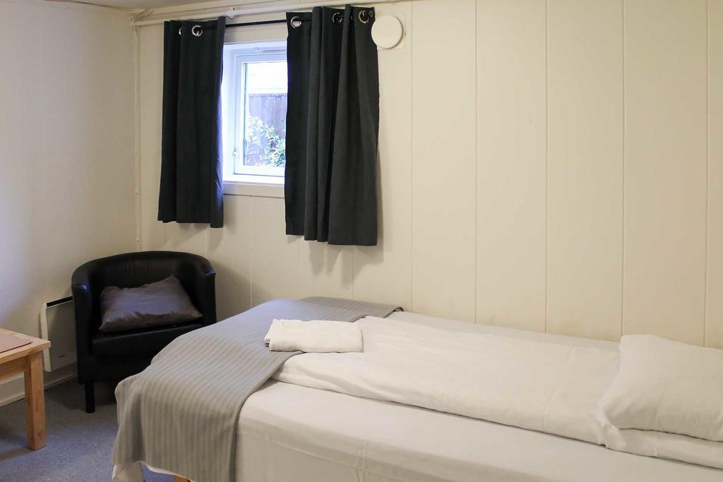 Triple Room Shared Toilet